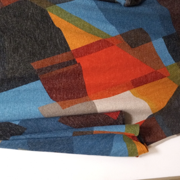 Multicolor Top - Picture 2 of 4